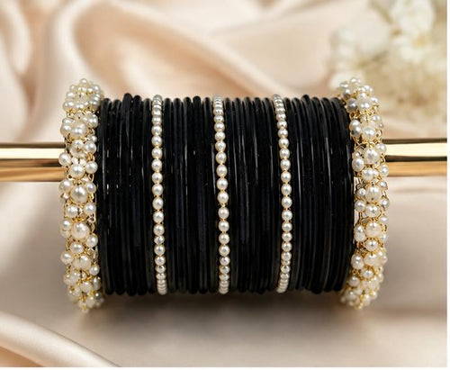 Black Pearl Bangle Set