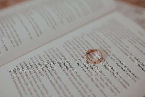Gold band on linen