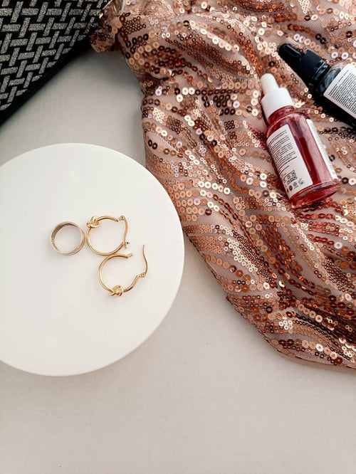Luxury gold accessories