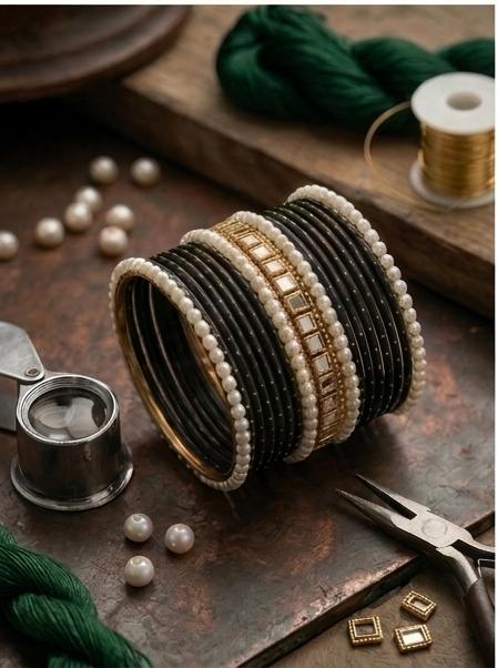 Black Mirror-Work Pearl Bangle Set